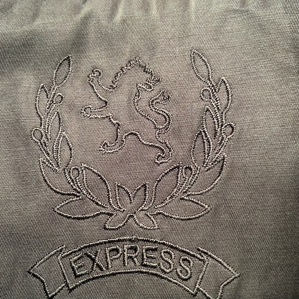 Express Coat - Picture 2 of 9